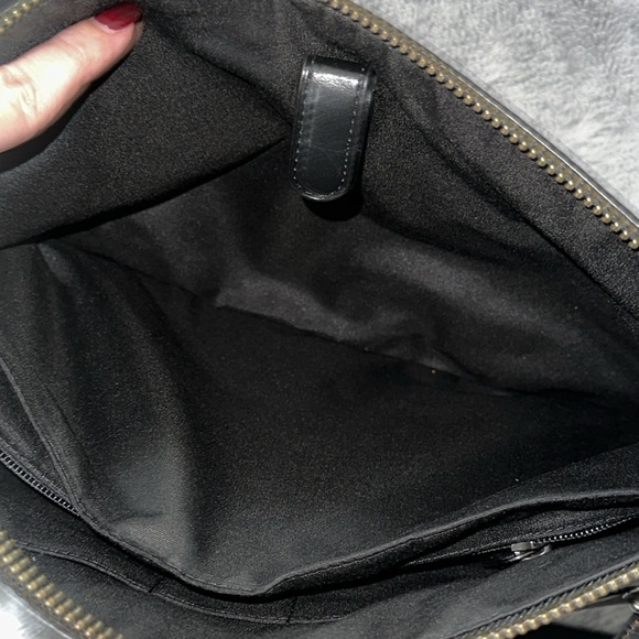 Coach Graham Soft Messenger F72511 - Picture 6 of 12